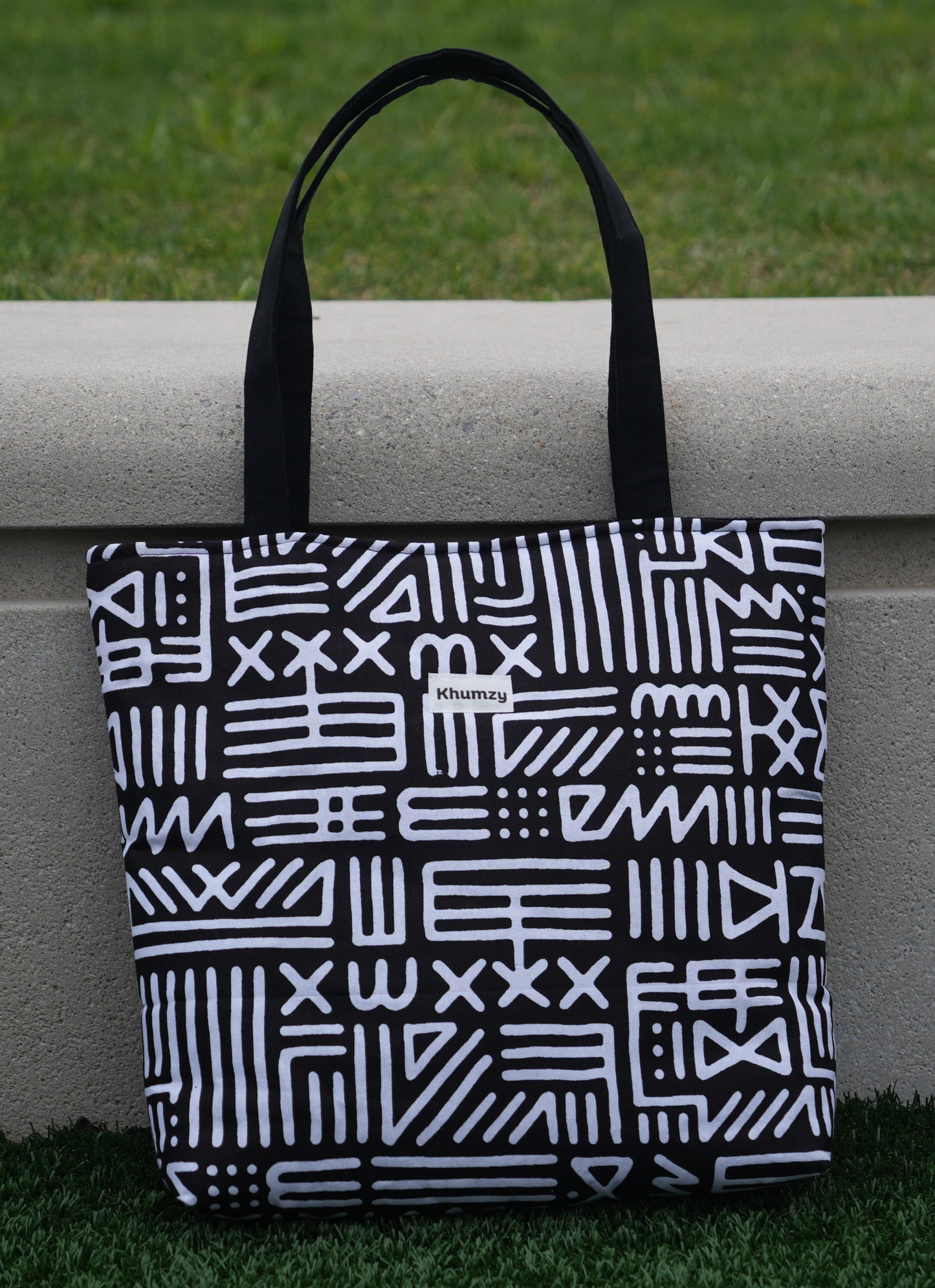 Storyline Large Tote