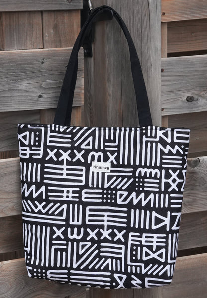 Storyline Large Tote