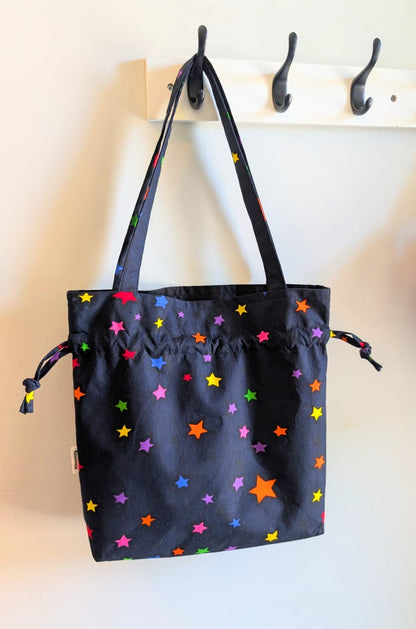 Twinkle Stars Drawstring Tote - Black