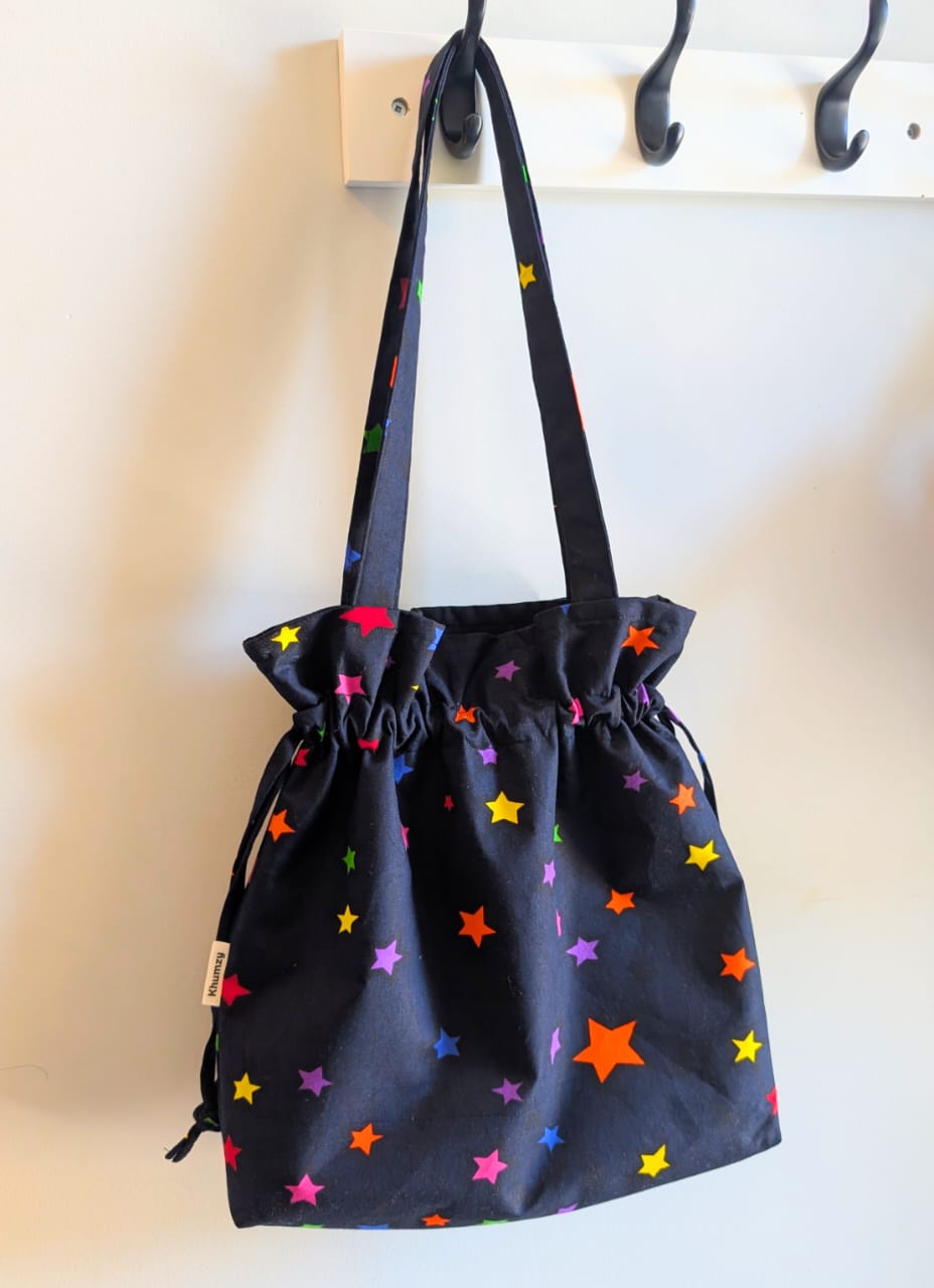 Twinkle Stars Drawstring Tote - Black